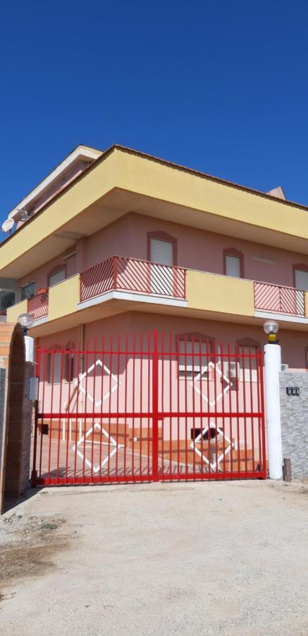 A Casa Di Tony Sicilian Holidays Black Apartment ชากกา ภายนอก รูปภาพ